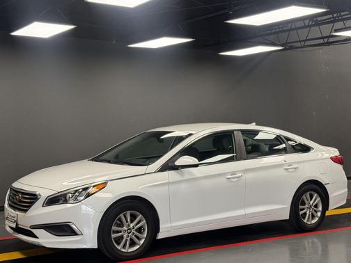2017 Hyundai SONATA Base