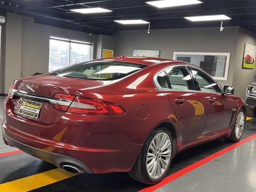 2012 Jaguar XF Portfolio