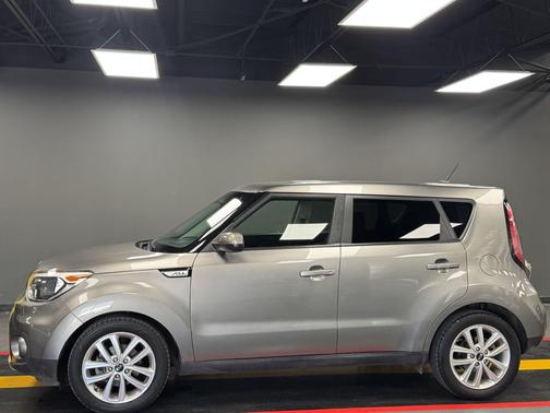 2017 Kia Soul +