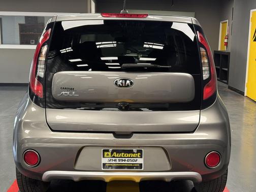 2017 Kia Soul +