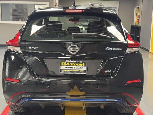 2021 Nissan Leaf SV Hatchback