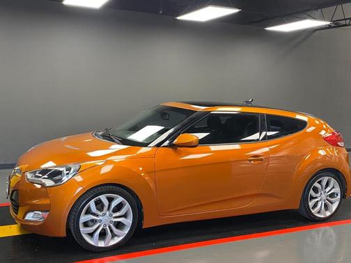 2013 Hyundai Veloster Base