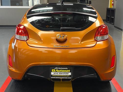 2013 Hyundai Veloster Base