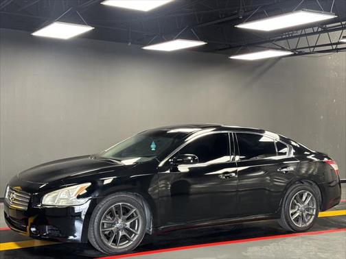 2010 Nissan Maxima S
