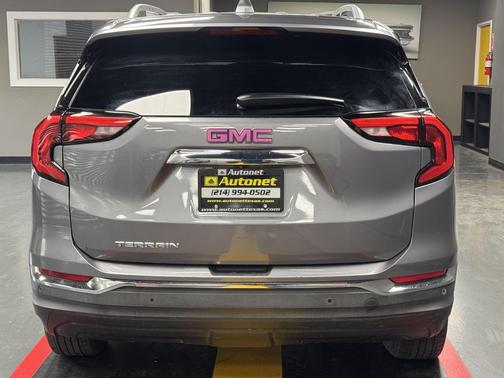 Gray 2018 GMC Terrain SLT