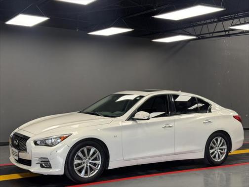 2014 INFINITI Q50 Premium
