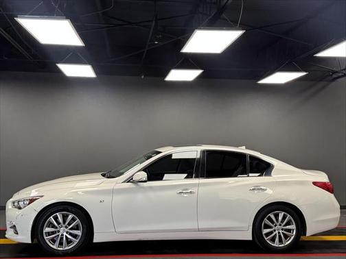 2014 INFINITI Q50 Premium