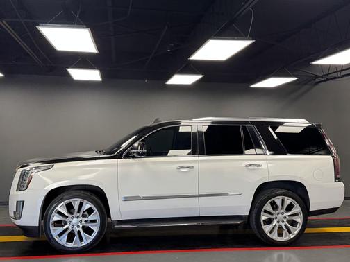 2016 Cadillac Escalade Luxury