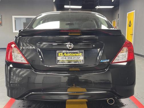 2015 Nissan Versa 1.6 S+