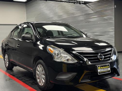2015 Nissan Versa 1.6 S+
