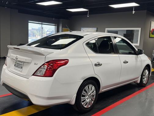 2019 Nissan Versa 1.6 SV