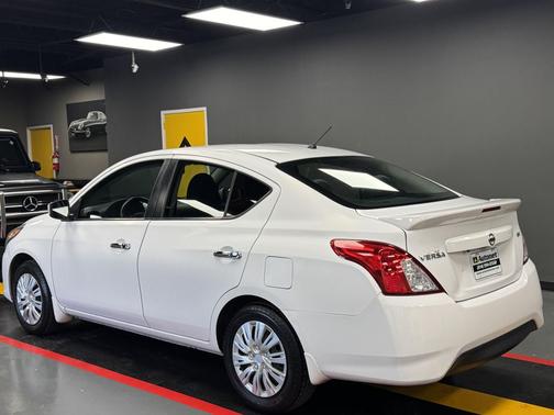 2019 Nissan Versa 1.6 SV