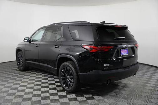 Mosaic Black Metallic 2024 Chevrolet Traverse RS