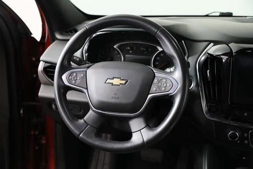 Red 2022 Chevrolet Traverse LT Cloth