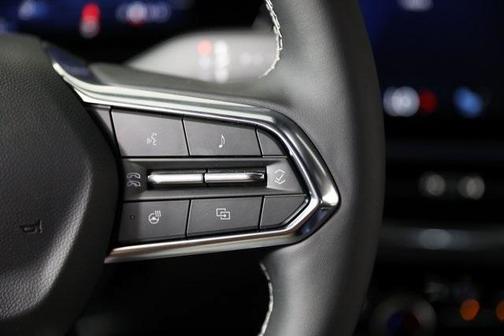 2025 Chevrolet Equinox EV LT 2