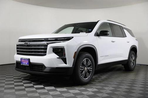 Summit White 2026 Chevrolet Traverse LT