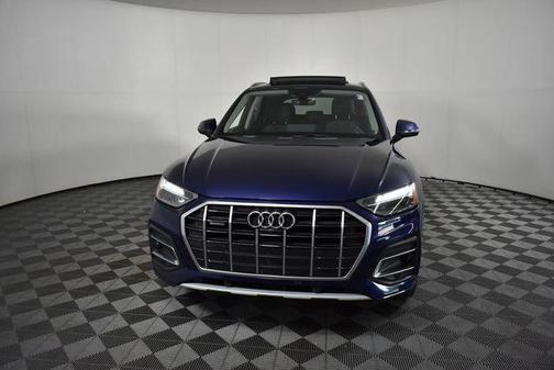 Navarra Blue Metallic 2021 Audi Q5 45 Premium Plus