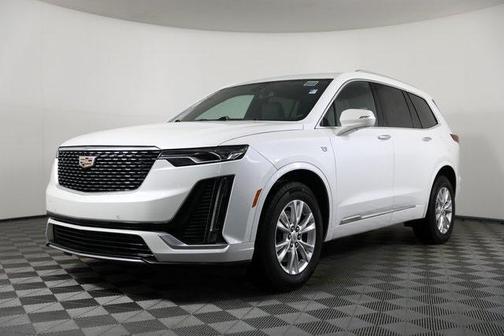 2023 Cadillac XT6 Luxury AWD