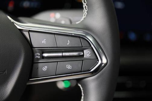 Mosaic Black Metallic 2026 Chevrolet Traverse LT