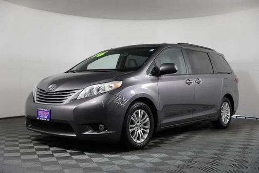 Predawn Gray Mica 2016 Toyota Sienna XLE