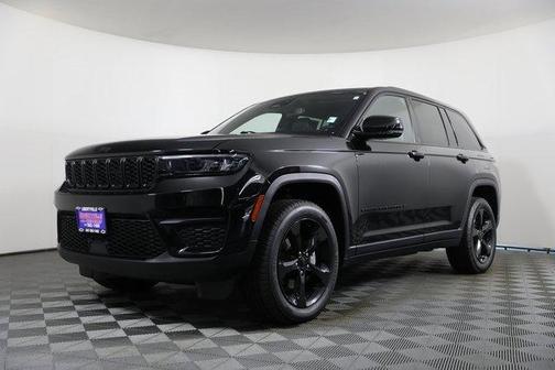 2022 Jeep Grand Cherokee Altitude