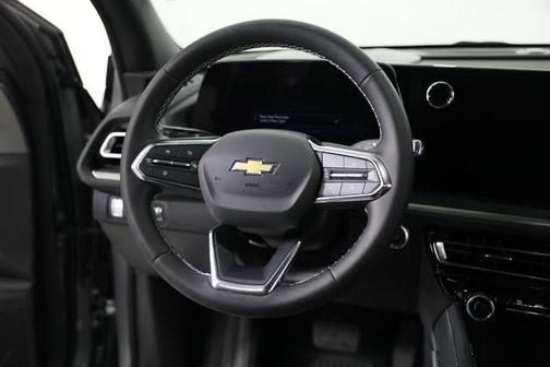 Sterling Gray Metallic 2026 Chevrolet Traverse LT