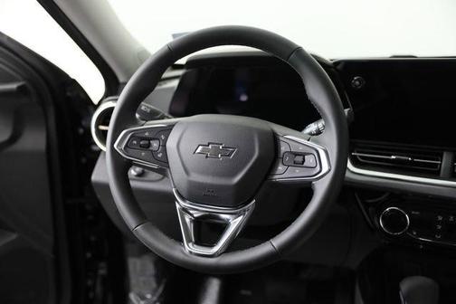 Mosaic Black Metallic 2026 Chevrolet Trax FWD ACTIV