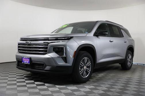Sterling Gray Metallic 2026 Chevrolet Traverse LT
