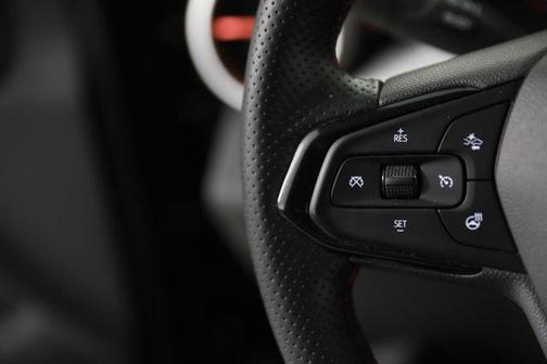Mosaic Black Metallic 2024 Chevrolet Trax FWD 1RS