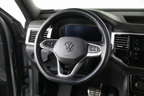 2023 Volkswagen Atlas Cross Sport 3.6 V6 SEL R-Line Black