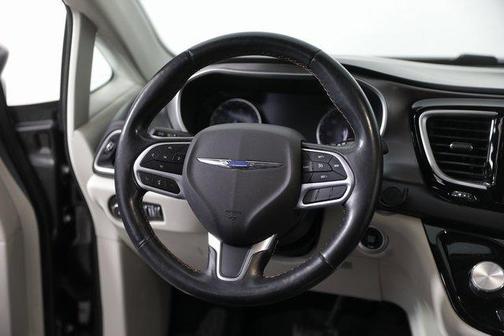 2020 Chrysler Pacifica Touring-L Plus