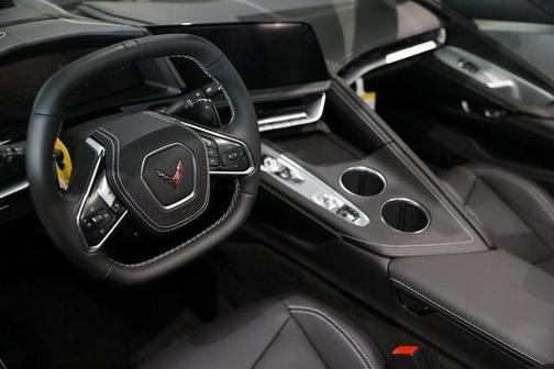 2026 Chevrolet Corvette Stingray w/2LT