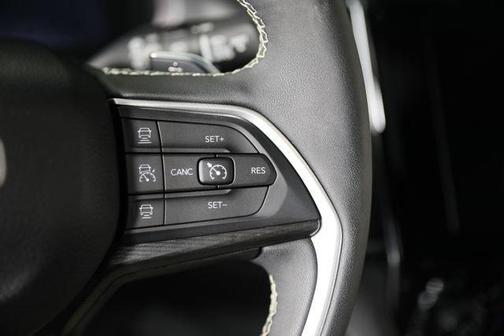 Silver Zynith 2025 Jeep Grand Cherokee Laredo