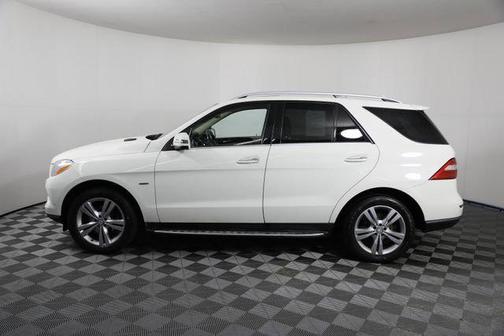 White 2012 Mercedes-Benz M-Class 4MATIC