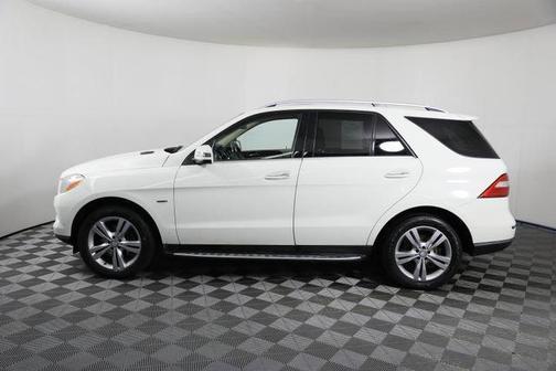 White 2012 Mercedes-Benz M-Class 4MATIC