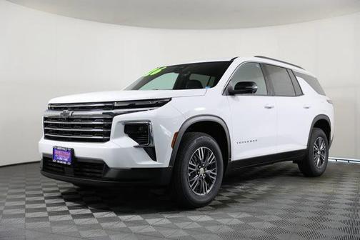 Summit White 2026 Chevrolet Traverse LT