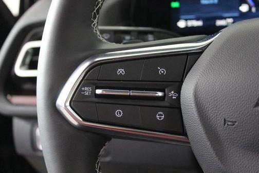 Mosaic Black Metallic 2026 Chevrolet Traverse Z71