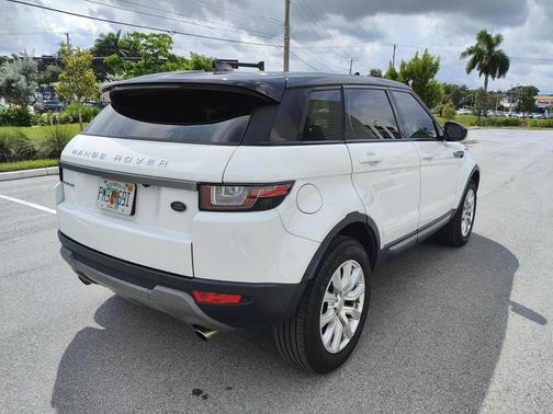 2017 Land Rover Range Rover Evoque SE