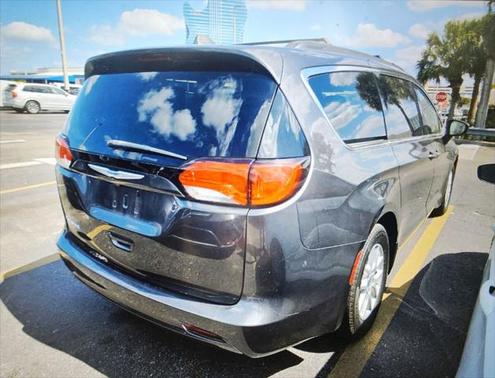 2020 Chrysler Voyager LXI