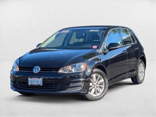 2017 Volkswagen Golf TSI S 4-Door