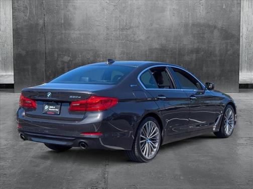2018 BMW 530e iPerformance