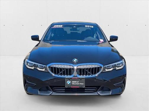 2019 BMW 330 330i