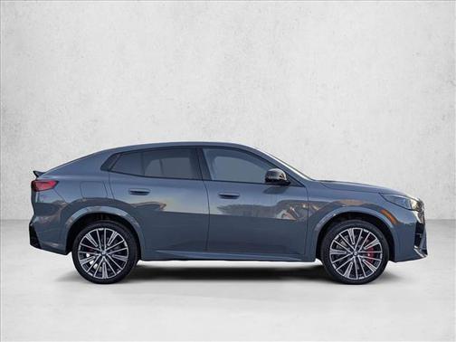 2025 BMW X2 xDrive28i