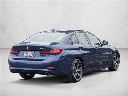 2022 BMW 330 330i