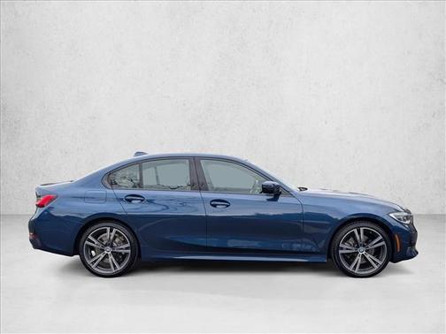 2022 BMW 330 330i