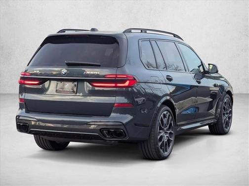 2026 BMW X7 M60i