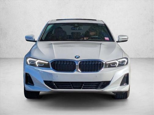 2026 BMW 330 i