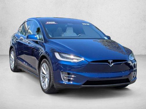 Deep Blue Metallic 2018 Tesla Model X 75D
