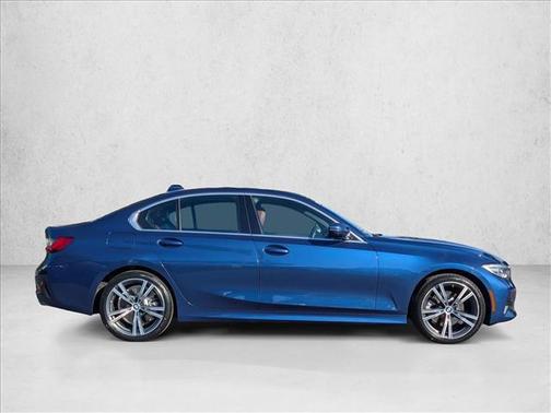 2022 BMW 330 330i