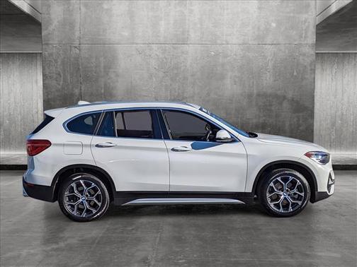 Photo 4 of 26 of 2021 BMW X1 xDrive28i